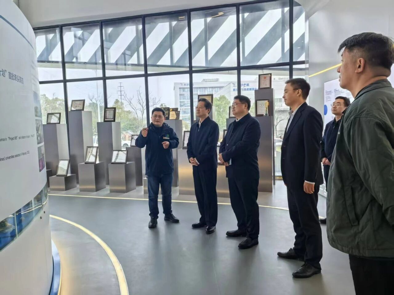 省政协副主席虢正贵一行莅临博云东方调研指导工作